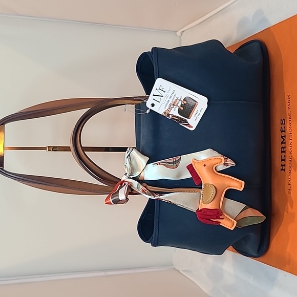 HERMES VINTAGE 2010 KABAK ELAN PM 2 WAY HAND/SHOULDER/TOTE BAG CANVAS/LEATHER - Picture 4 of 17